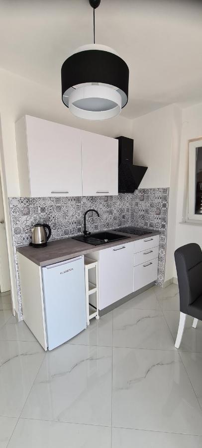 Apartments Orlic Сали Екстериор снимка