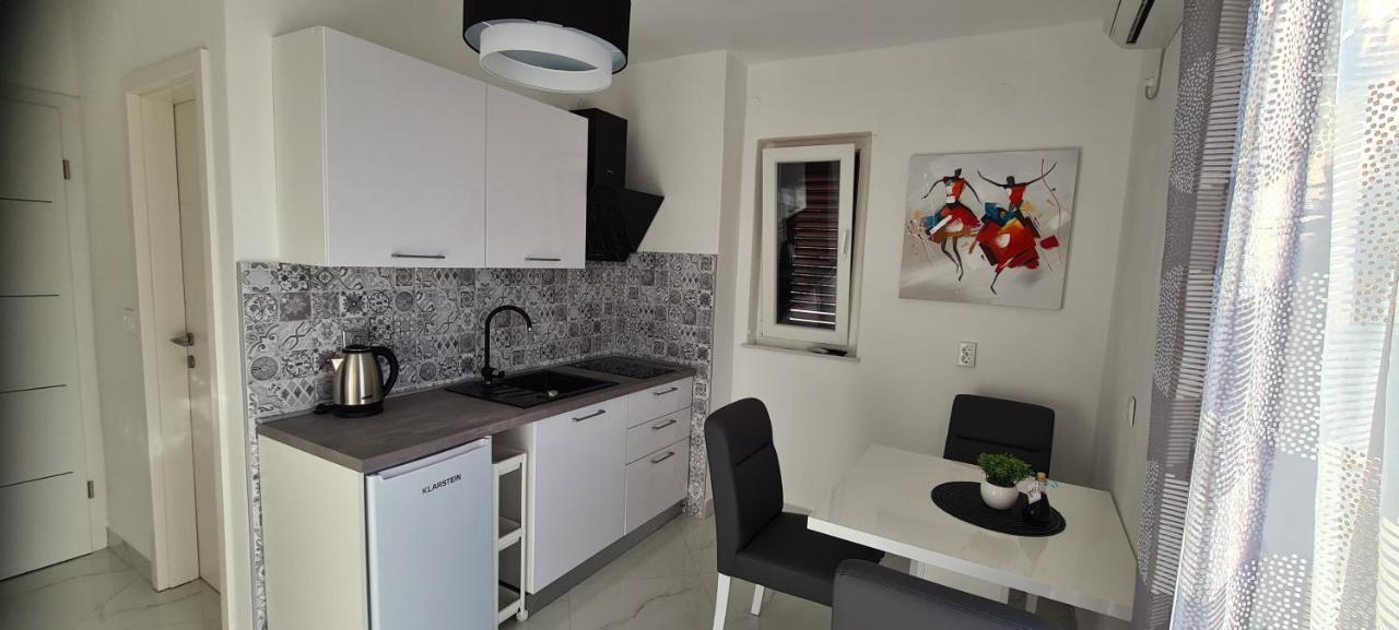 Apartments Orlic Сали Екстериор снимка