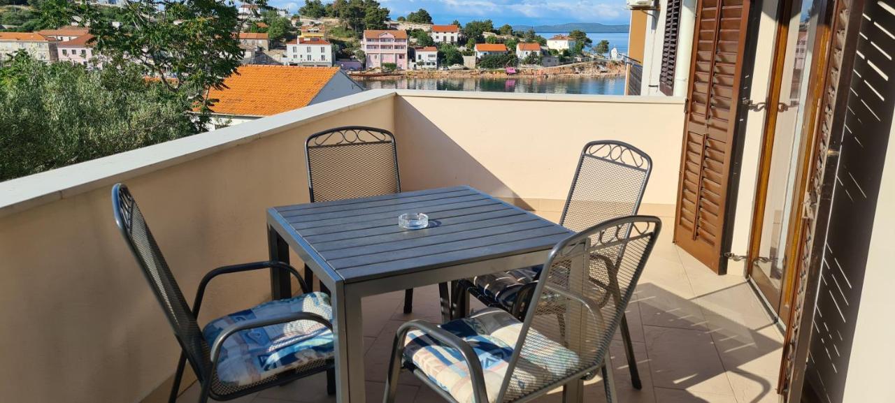 Apartments Orlic Сали Екстериор снимка