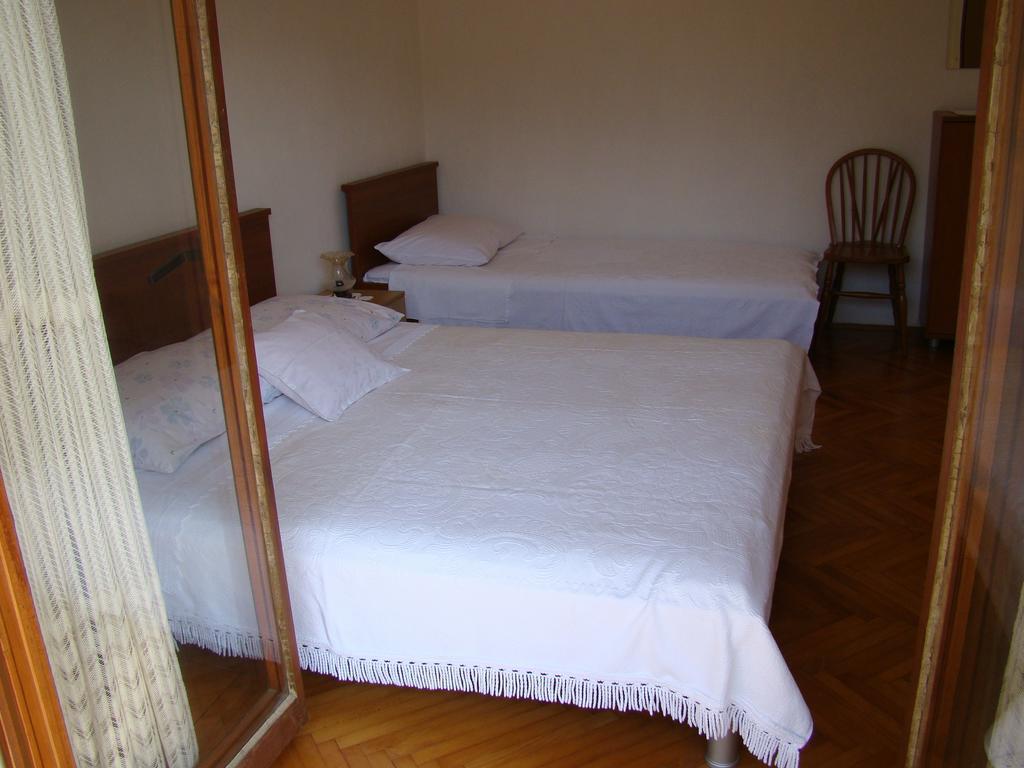 Apartments Orlic Сали Стая снимка